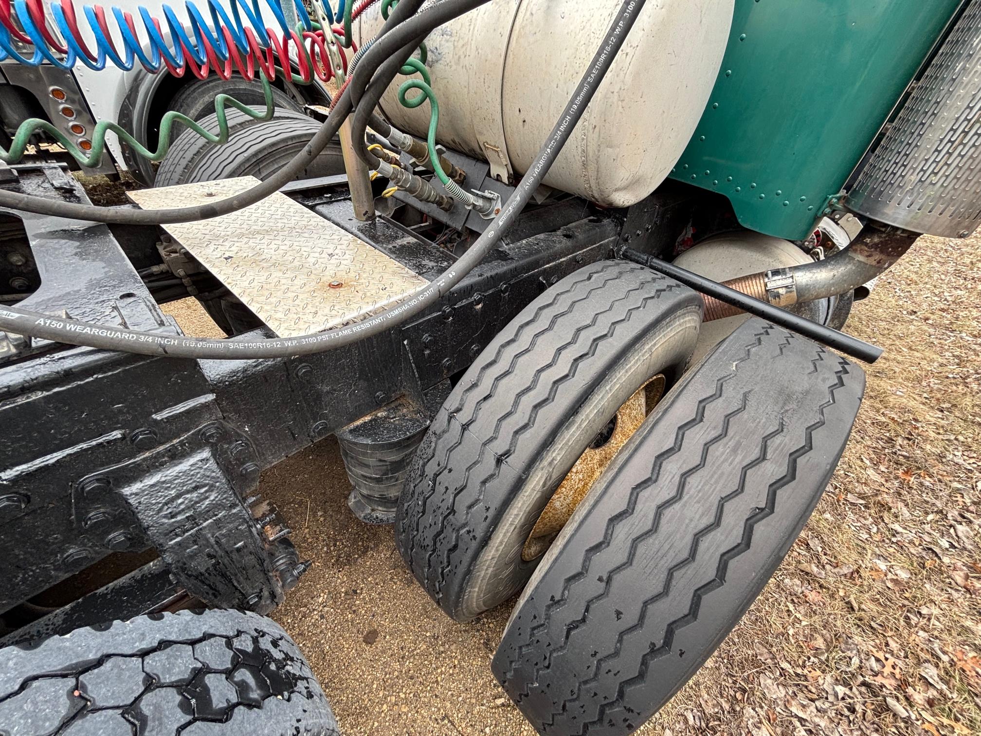 1993 PETERBILT 379 - Image 23